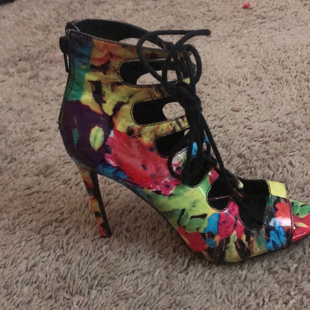 Multicolored party heels!!!